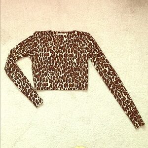 Leopard Print Long Sleeve Crop Top